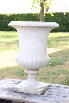 19th Century Italian White Carrara Marble Antique Outdoor and Garden Medici Vase - 2528386
