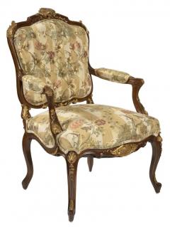 19th Century Louis XV Style Walnut Framed Pair French Berg res Armchairs - 3534667