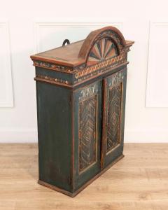 19th Century Painted Sk ne Wall Cabinet with Reeded Doors Sweden - 4481075