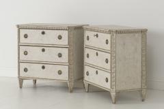 19th Century Pair Of Swedish Gustavian Painted Bedside Commodes - 781414