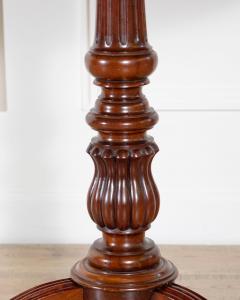 19th Century Round Mahogany Tilt Top Pedestal Table - 4402325