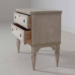 19th Century Swedish Gustavian Pair Of Painted Bedside Chests - 1675441