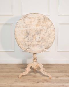 19th Century Swedish Gustavian Round Tilt Top Table in Painted Finish Circa 185 - 4507219