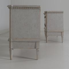 19th Century Swedish Gustavian Style Pair Of Bedside Chests - 1710277