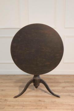 19th Century Swedish Gustavian Tilt Top Table in Painted Finish - 4507241