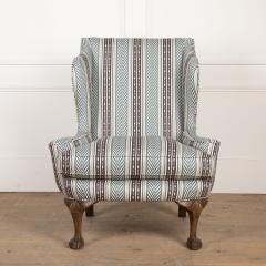 19th Century Walnut Ball and Claw Wing Chair - 3615327