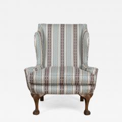 19th Century Walnut Ball and Claw Wing Chair - 3617926