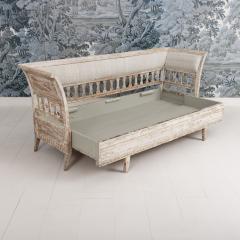 19th c Swedish Gustavian Trundle Daybed in Original Paint - 4539115