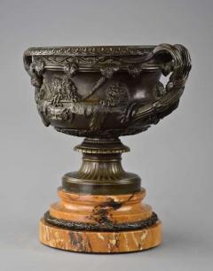 19th century Grand Tour bronze reduction of The Warwick Vase - 4806242