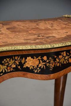 19thc fine quality Kingwood inlaid centre table in the French style - 4805883