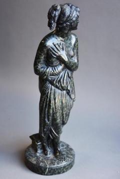 19thc serpentine figure of Venus Italica - 4799854