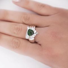 2 50 Carat Triangle Checkerboard Tsavorite Diamond White Gold Statement Ring - 3876945