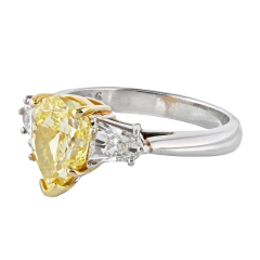 2 CARAT PEAR SHAPE DIAMOND FANCY INTENSE YELLOW GIA FYI VS1 GIA ENGAGEMENT RING - 2713369