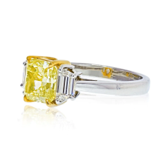 2 CARAT RADIANT CUT DIAMOND FANCY YELLOW GIA THREE STONE ENGAGEMENT RING - 2849953