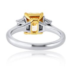 2 carat Cushion Cut Diamond GIA 2 Side Traps approx 40 cts Ring - 4222741