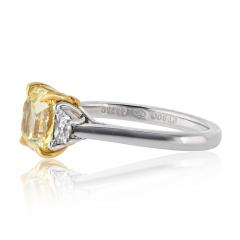 2 carat Cushion Cut Diamond GIA 2 Side Traps approx 40 cts Ring - 4222743
