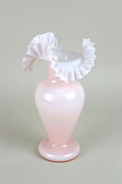 20th Century Art Nouveau Pink Frilly Edged Glass Vase Austria circa 1900 - 3505665