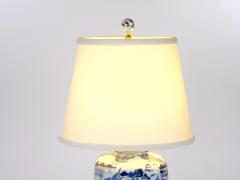 20th Century Blue White Chinoiserie Porcelain Wood Base Pair of Table Lamps - 4822387
