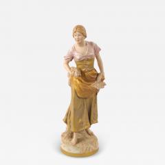 20th Century Hand Painted Gilt Decorated Porcelain Decorative Womans Sculpture - 3813653