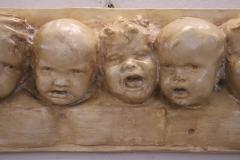 20th Century Italian Bas relief sculpture in painted plaster - 2924908