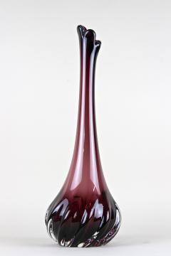 20th Century Murano Glass Long Neck Vase Bordeaux Red Italy circa 1970 - 4685147