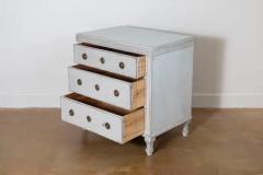 20th Century Swedish Gustavian Style Chest of Drawers - 3974183