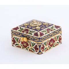 22 Karat Jaipur Indian Gold Enamel and Diamonds Pill Snuff Box - 1064009