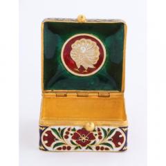 22 Karat Jaipur Indian Gold Enamel and Diamonds Pill Snuff Box - 1064010