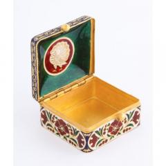 22 Karat Jaipur Indian Gold Enamel and Diamonds Pill Snuff Box - 1064011