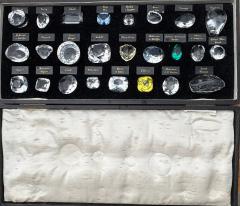 25 Glass Reproductions of Historical Diamonds Leather Pad Case Sothebys Prov  - 4212395