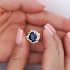 3 21 Carat Oval Cut Blue Sapphire and Diamond in Platinum Ring - 3819942