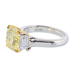 3 CARAT RADIANT CUT DIAMOND FANCY INTENSE YELLOW GIA - 2713053