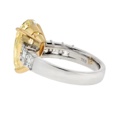 4 CARAT PEAR SHAPE DIAMOND FANCY YELLOW GIA ENGAGEMENT RING - 3474196