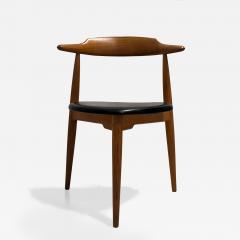 4 Petite Mid Century 3 Legged Chairs - 4604591
