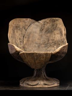 4 chairs hand carved out of one solid block in the form of a stylized flower - 4260522