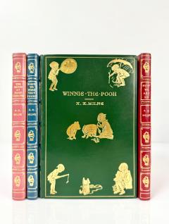 4 vols A A Milne Winnie The Pooh Series - 4765979