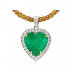44 Carat Heart Shaped Green Emerald Pendant with Round Cut Diamond Necklace - 3610269