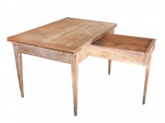 5 Legged Table - 569163