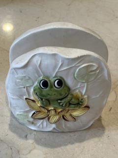 5 PIECE WHIMSICAL CERAMIC FROG AND LILY PAD KITCHEN CANNISTER SET - 3994789