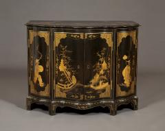 8031 AN IMPOSING SERPENTINE FRONTED CHINOISERIE BLACK LACQUER SIDE CABINET - 3614354