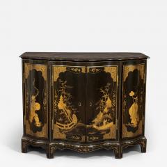8031 AN IMPOSING SERPENTINE FRONTED CHINOISERIE BLACK LACQUER SIDE CABINET - 3614836