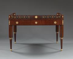 8035 AN EXCEPTIONAL MAHOGANY AND EBONY INLAID AND GILT BRONZE MOUNTED - 3554235