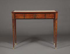 9237 AN UNUSUAL PAIR OF MAHOGANY SIDE TABLES - 3584612