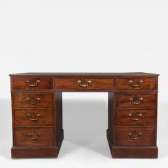 9517 A FINE GEORGE III MAHOGANY EBONY INLAID CHIPPENDALE PERIOD PEDESTAL DESK - 3621359