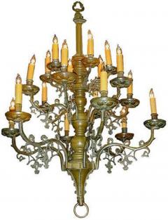 A 17th Century Benelux Patinated Brass Chandelier - 3256098