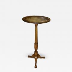 A 19th Century Small Italian Walnut Pedestal Side Table - 3664888