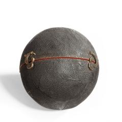 A 3 inch George III pocket globe after Herman Moll - 2637076