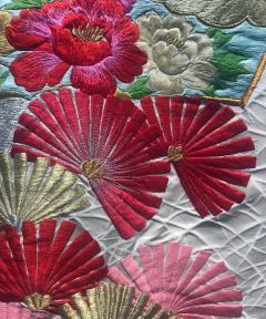 A Beautiful Embroidered Vintage Japanese Ceremonial Kimono - 426096