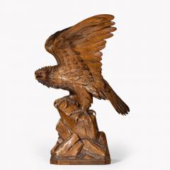 A Black Forest walnut model of a golden eagle attributed to Alfred St hli - 2172332