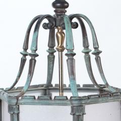 A Bronze lantern with grape and leaf motif and green patina circa 1920 - 2917793